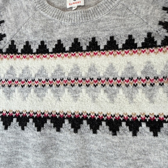 Sundry Fair Isle Sweater Small Gray Pink Wool Blend Soft Cozy Warm Knitwear - Picture 4 of 9